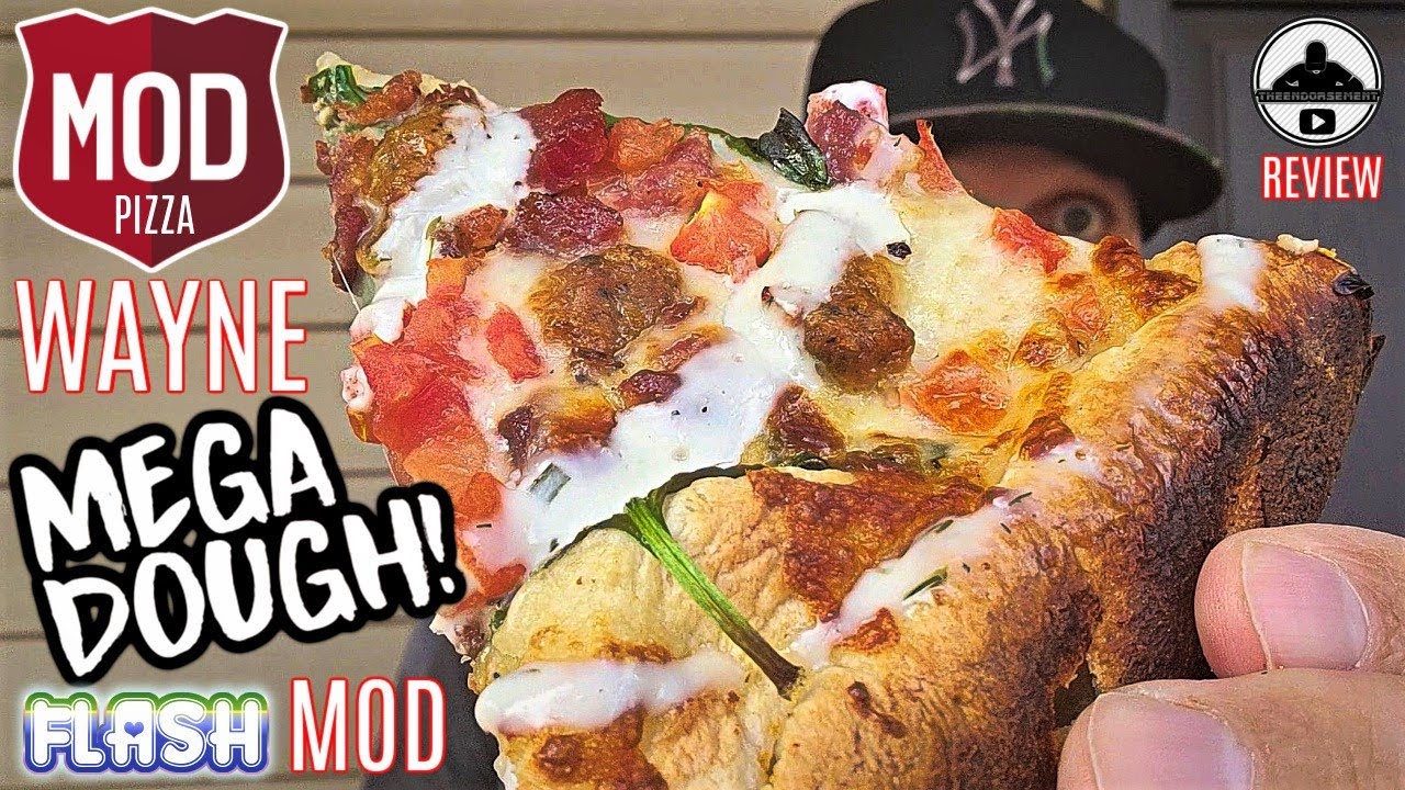 MOD Pizza® WAYNE FLASH MOD PIZZA Review! ⚡🔥🍕 | MEGA DOUGH!