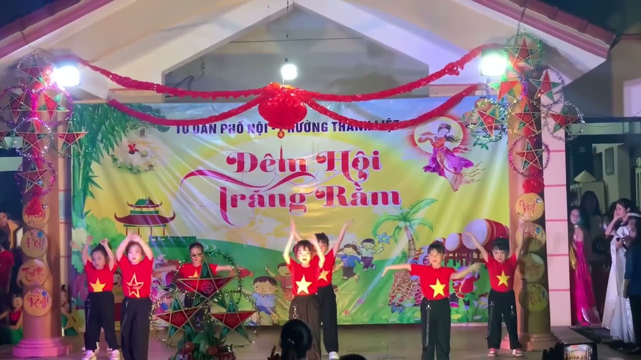 Mashup Em bé việt nam-Máu đỏ da vàng