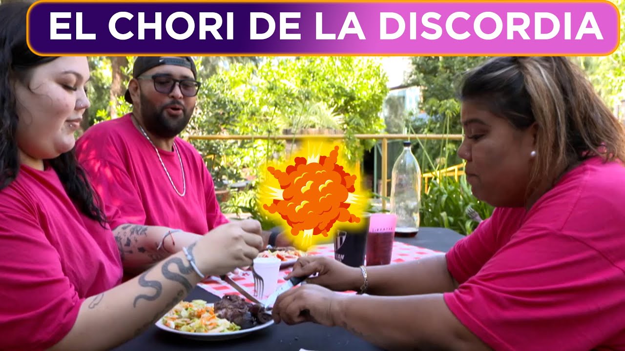 TODAS QUIEREN EL CHORIZO: el asado al aire libre tuvo peleas por todos lados