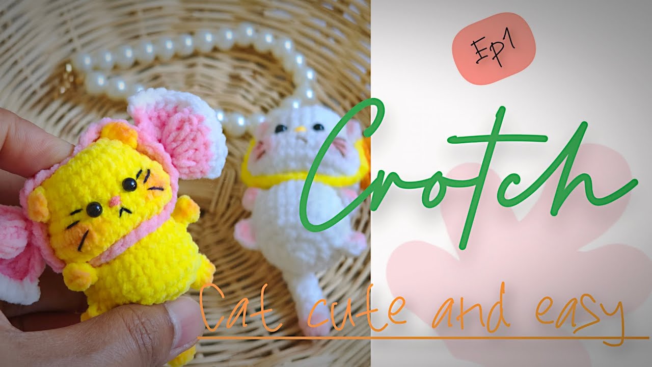 How to crochet CAT wearing Candy 🍭| Very Easy and Cute keychain 