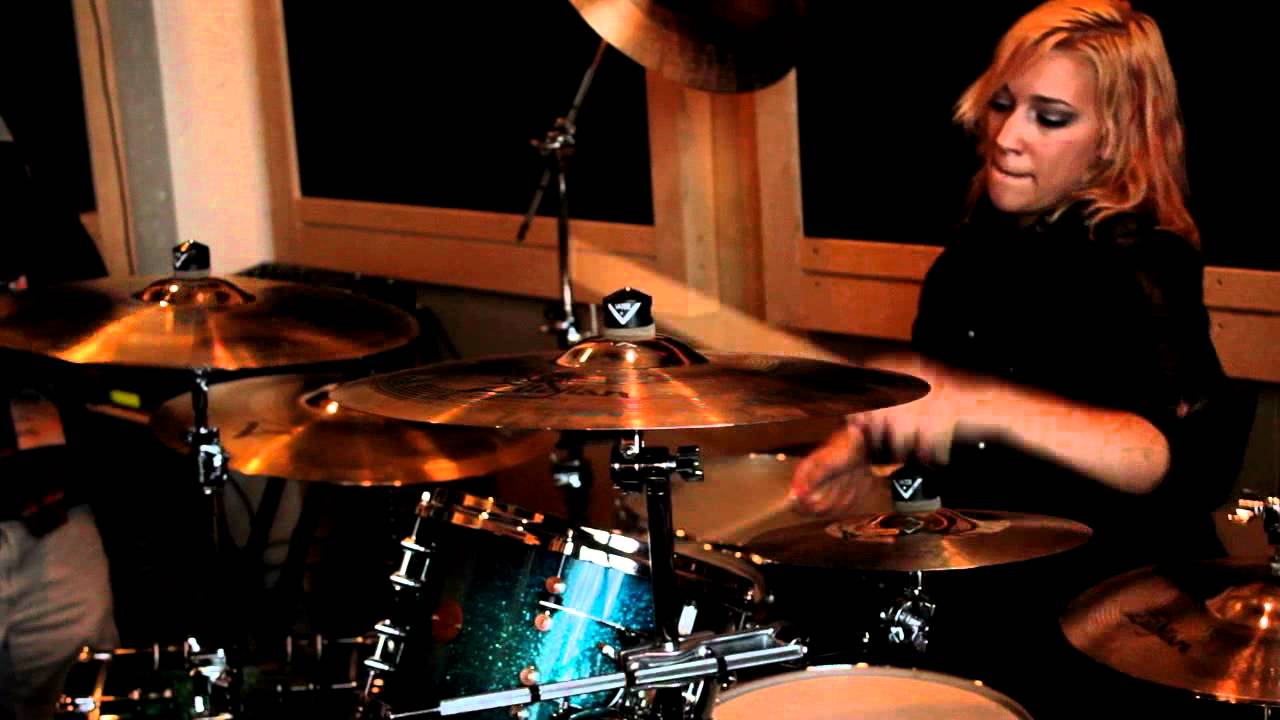 Hannah Ford's Solo Performance at Vic's Drum Shop