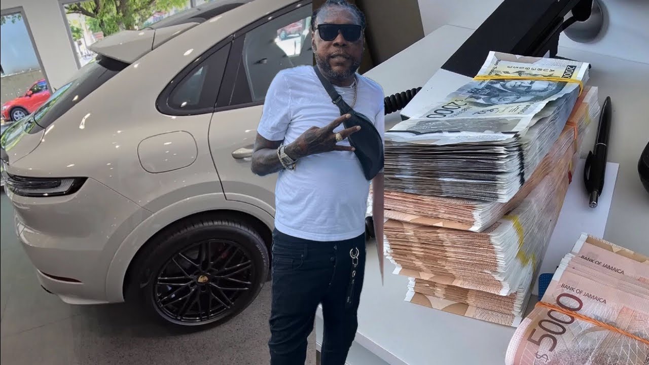 Vybz Kartel Pull Up N Drop 33MIL Pon Di New Porsche, Live New Kingston