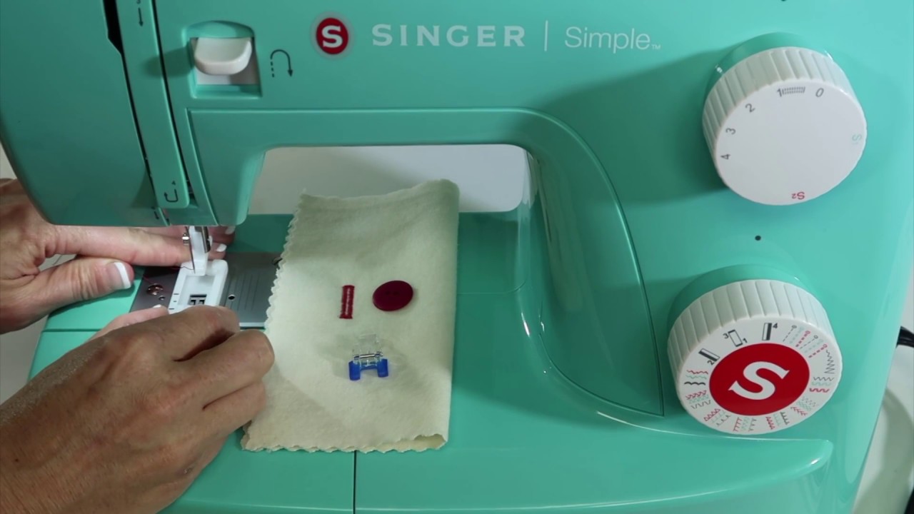 Singer Simple 3223 21 Sewing on Buttons