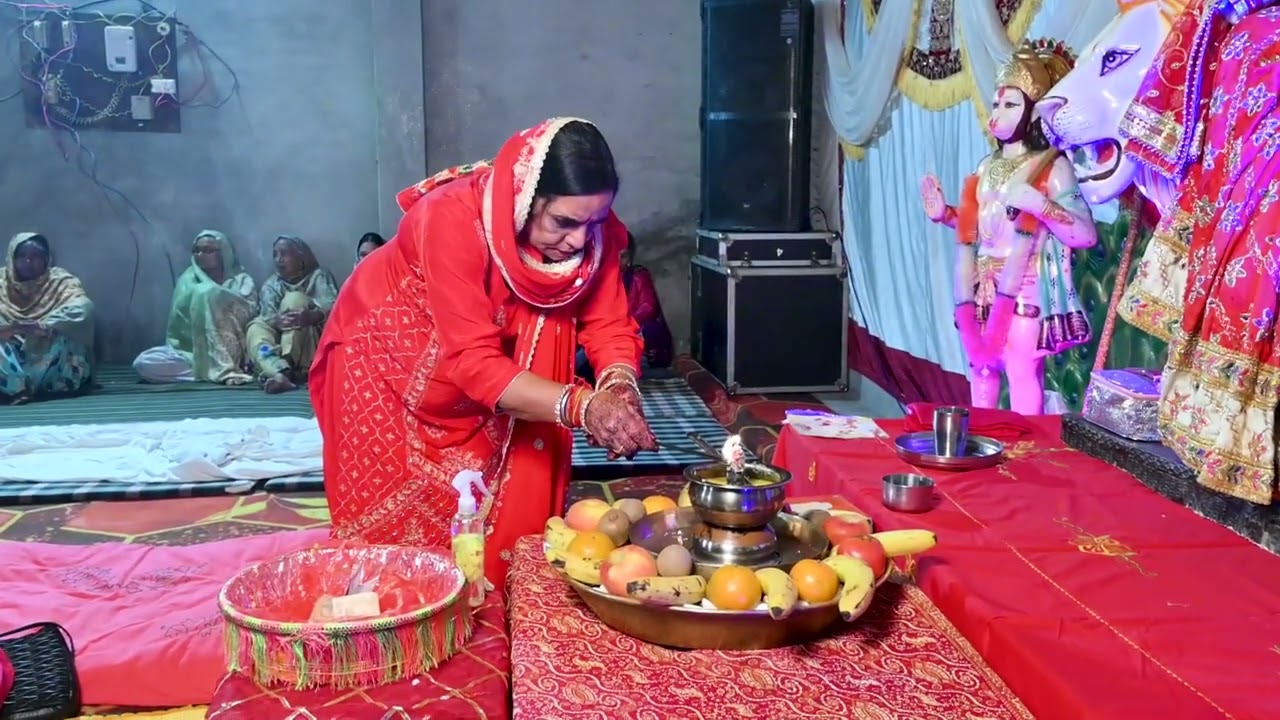 ਵੈਸ਼ਨੂੰ ਮਾਤਾ ਦੁਰਗਾ ਮੰਦਰ ਪਿੰਡ ਲੰਡੇਦੇਵਾ ਹਰਪਾਲ ਕੌਰ ਜੀਕਾਕਾ ਮਨਜੋਤ ਸਿੰਘ ਦੇ ਜਨਮ ਦਿਨ ਖੁਸ਼ੀ ਵਿੱਚ ਜਾਗਰਨ ਕਰਵਾਇਆ