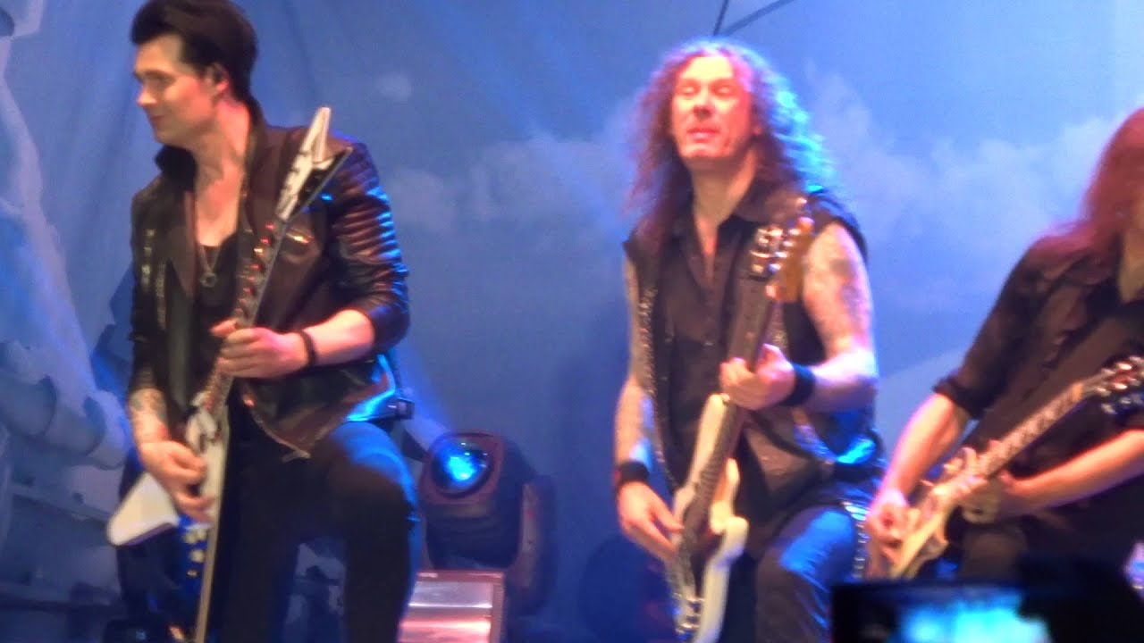 Helloween - Eagle Fly Free (2016.02.19 - Live in Zlín - Euronics Hall)