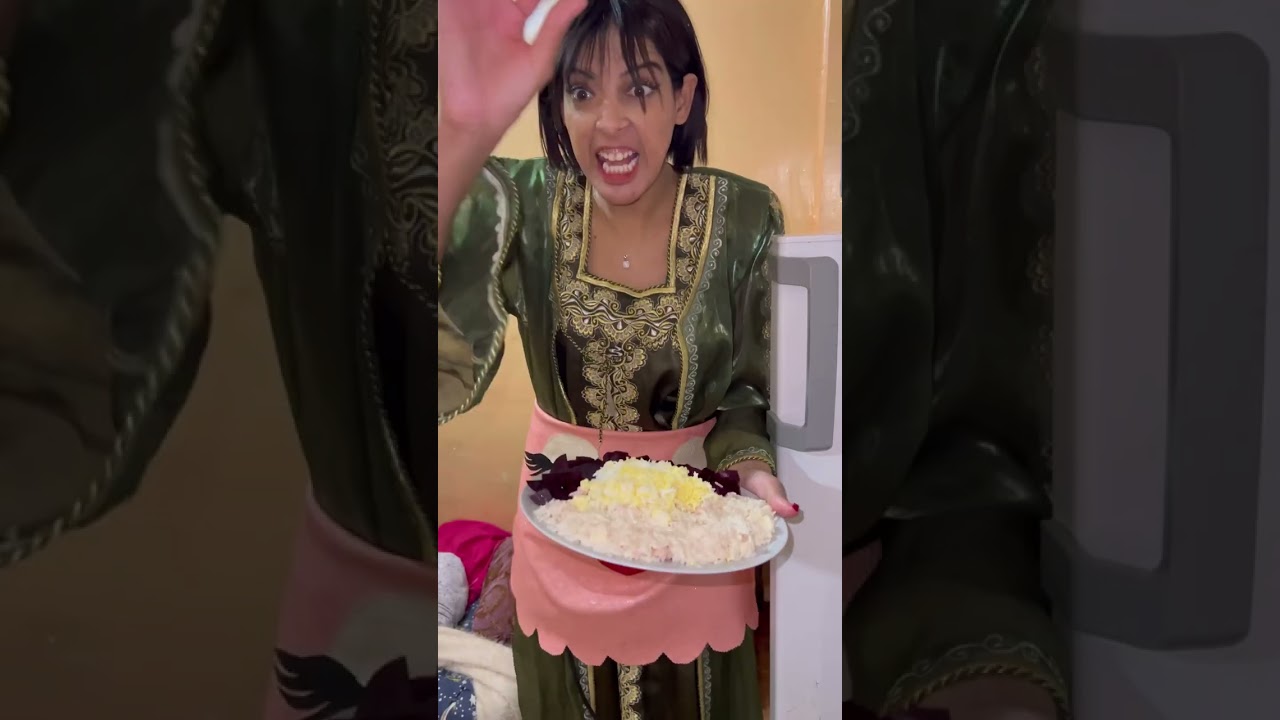 بنت احمد و طبايعها الخاسرين مع عروستها 🤣