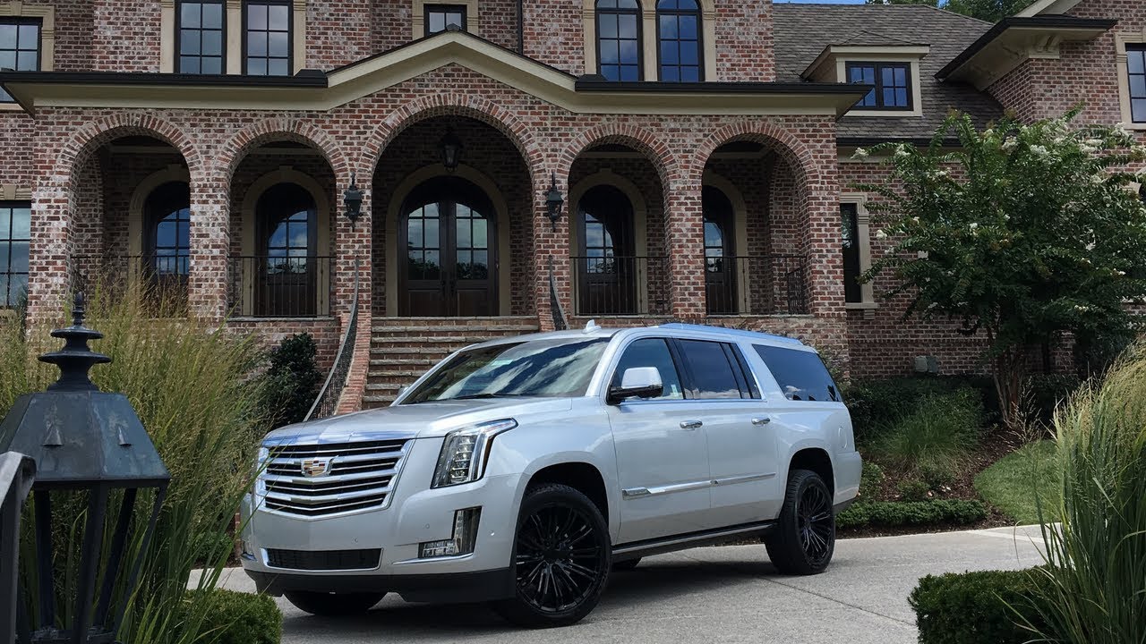 Две САМЫЕ КРУТЫЕ функции Cadillac Escalade ESV Platinum 2017 года