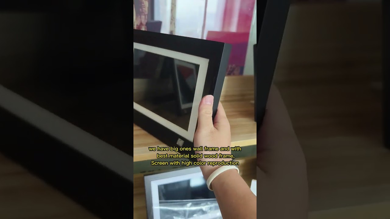 This is Kodak Digital Photo Frames #kodak #digitalphotoframes #pictureframes #memories #giftideas #