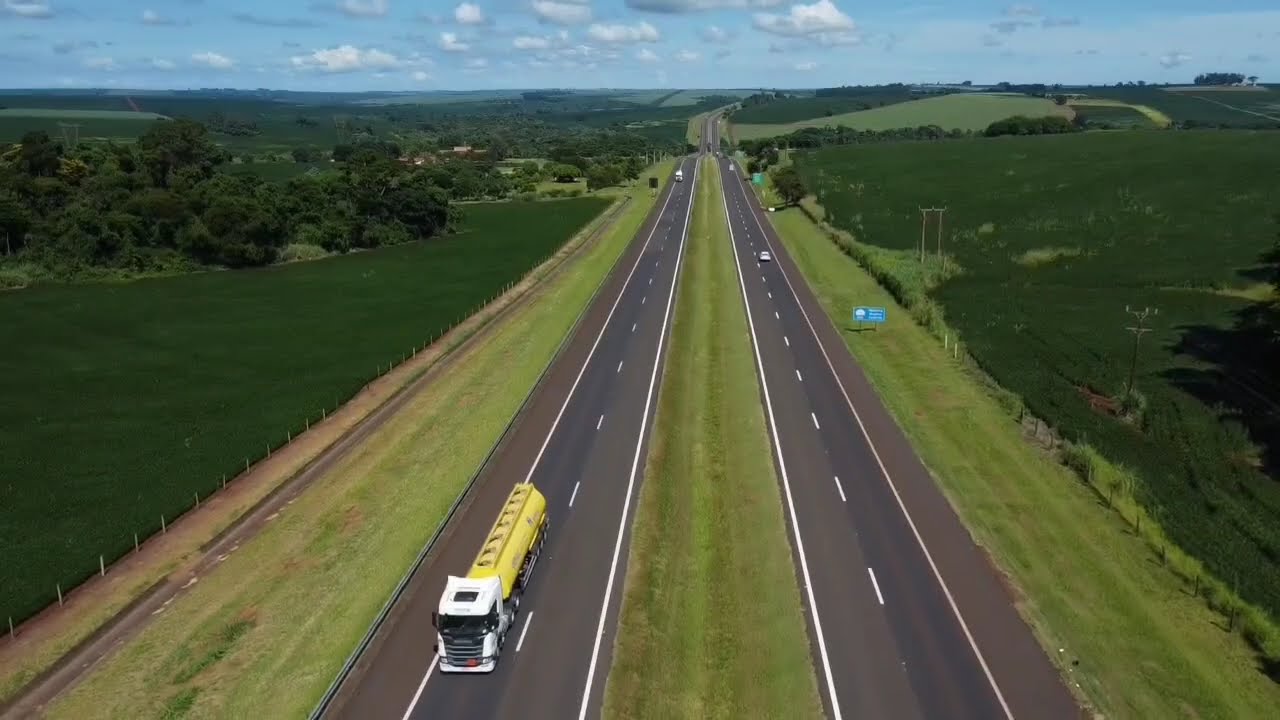 Rodovia raposo tavares é o palco do momento 🛣