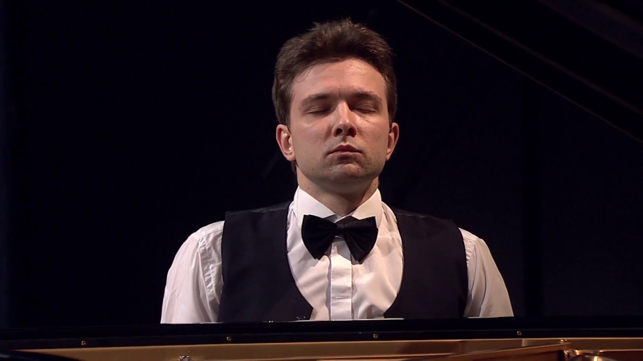 ZHDANOV Denis Rachmaninov 9 Etudes Tableaux op 39