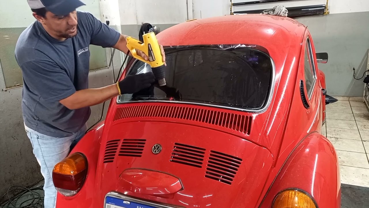 Como moldar e aplicar o film vidro traseiro do fusca