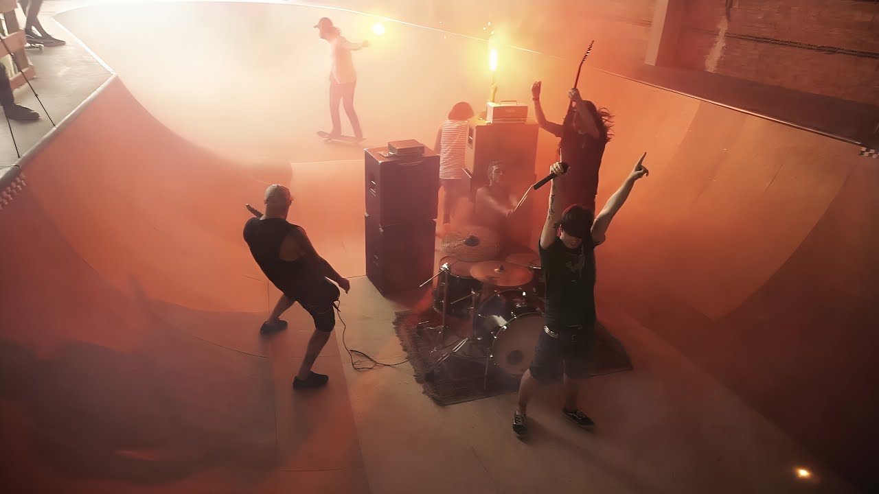 TOBOG&Aacute;N - Alta Fidelidad (Videoclip Oficial)