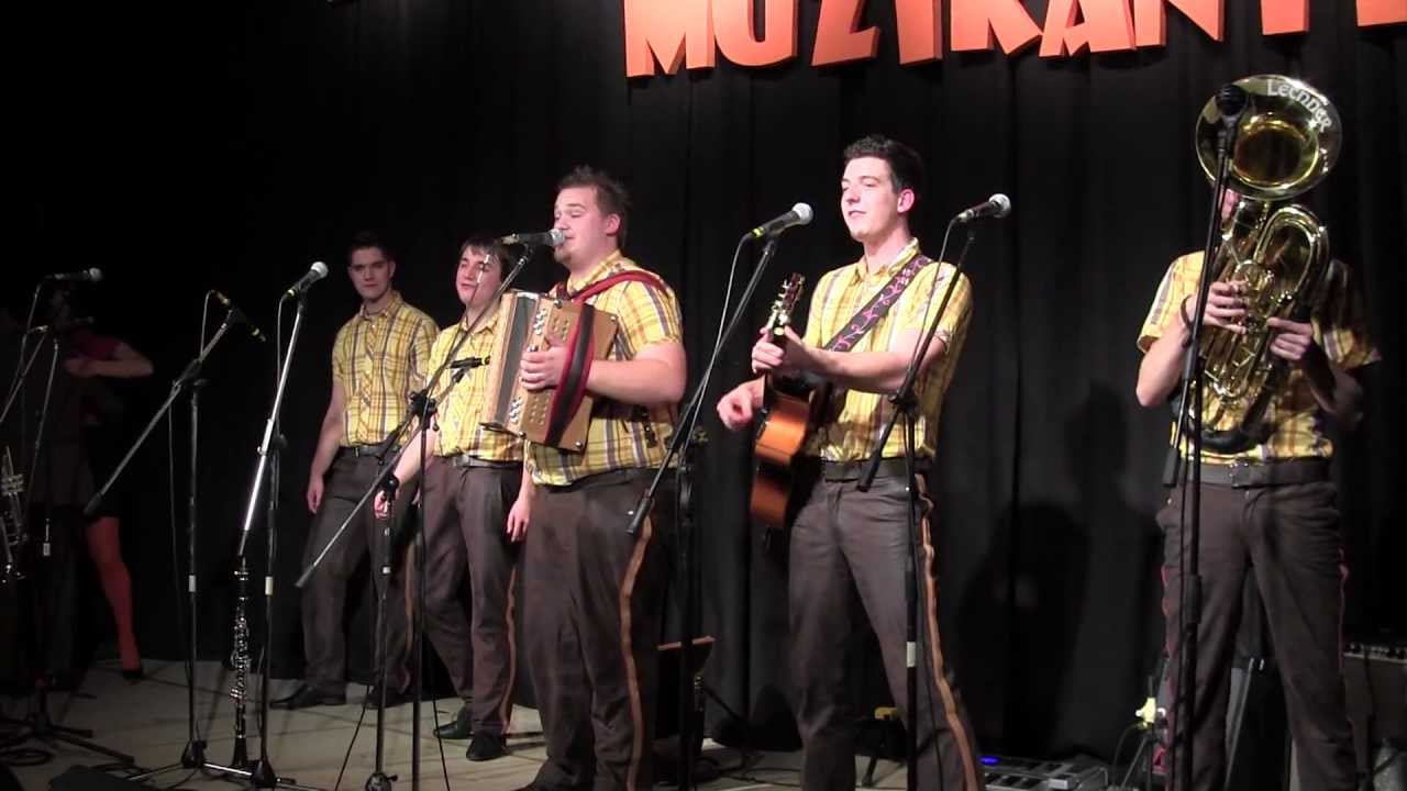 Poskočni muzikanti live 2012: Tapravi prijatelji