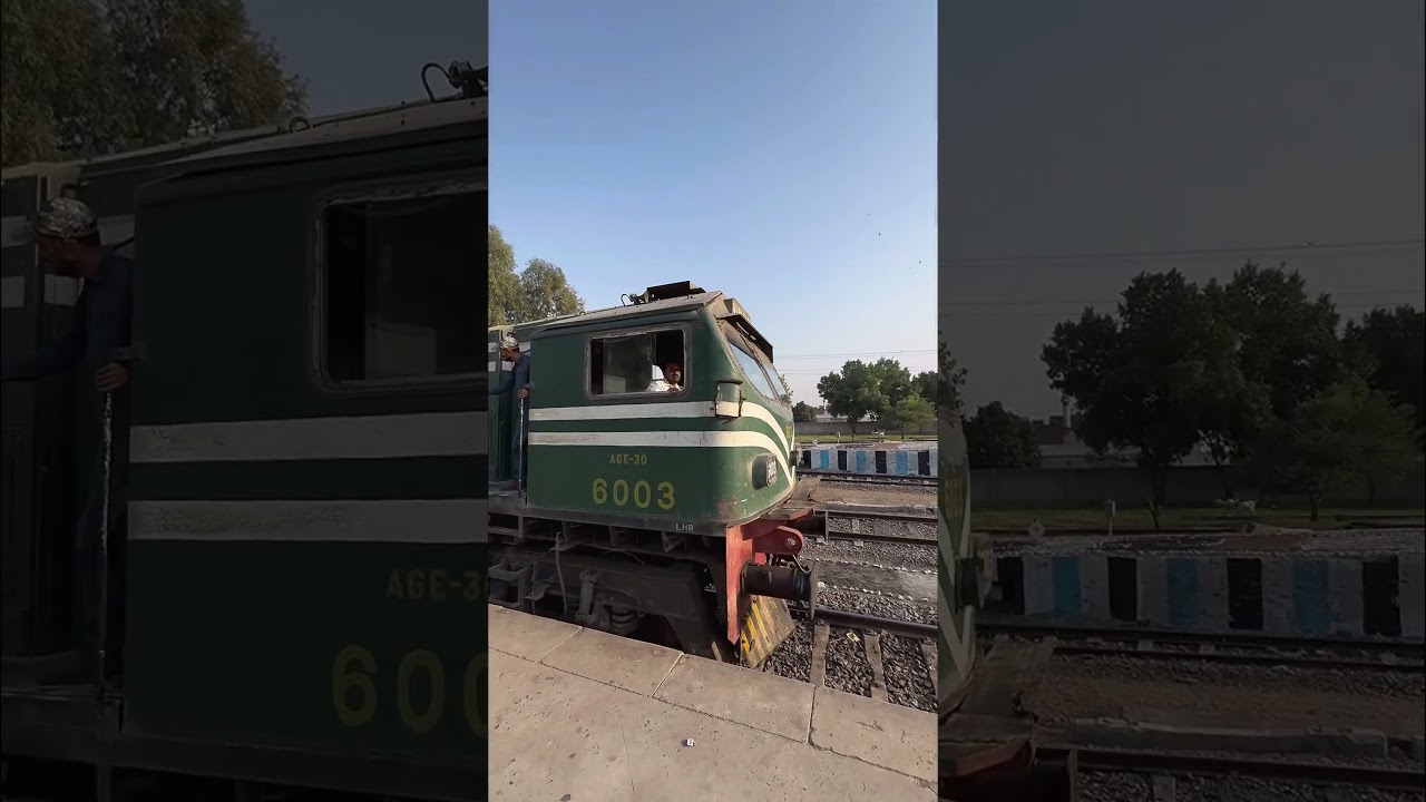 Train Departure whistle #pakraillive #railway #pakrailz #train #pakrailroads #railroad #pakrail