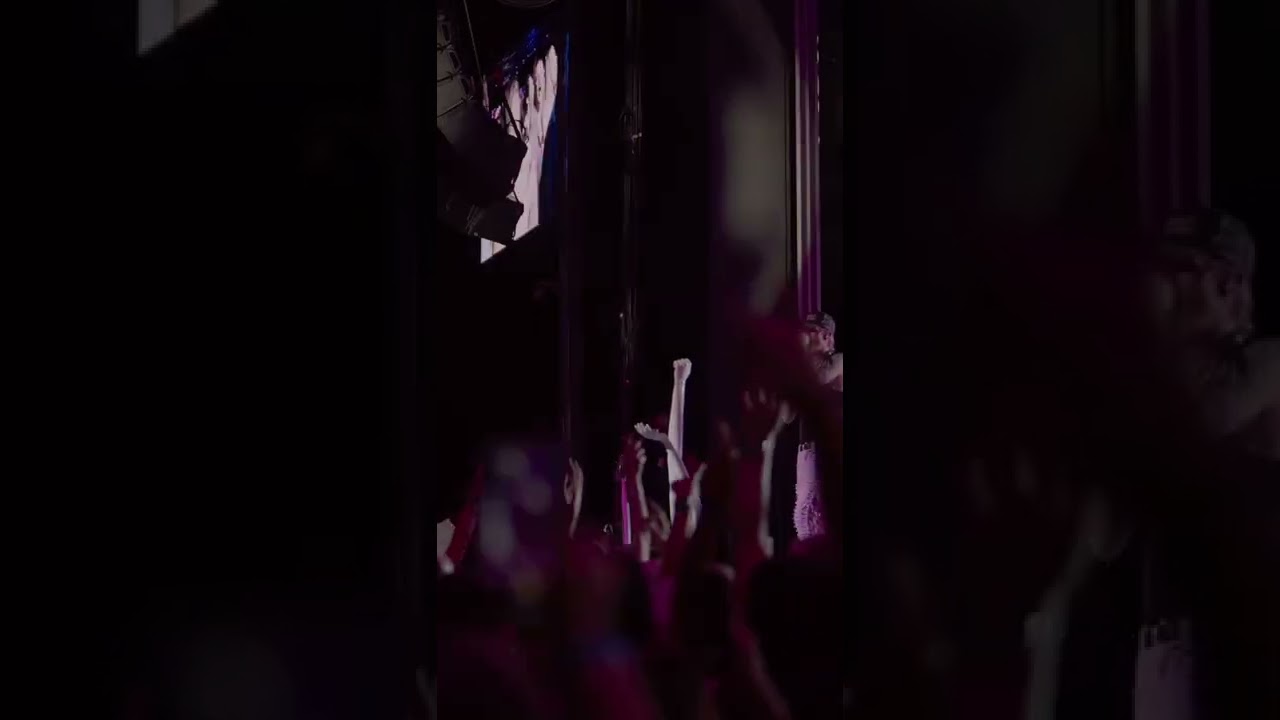 machine gun kelly - my ex best friend ( live ) #mgk #mainstreamsellout