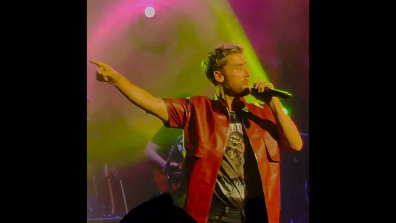 Bye Bye Bye by Joey Fatone and Lance Bass at Epcot