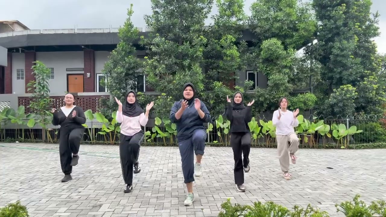 VIDEO SENAM MAUMERE - DIKPAR 4A