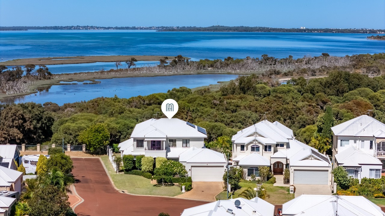 17 Conservation Loop, Erskine