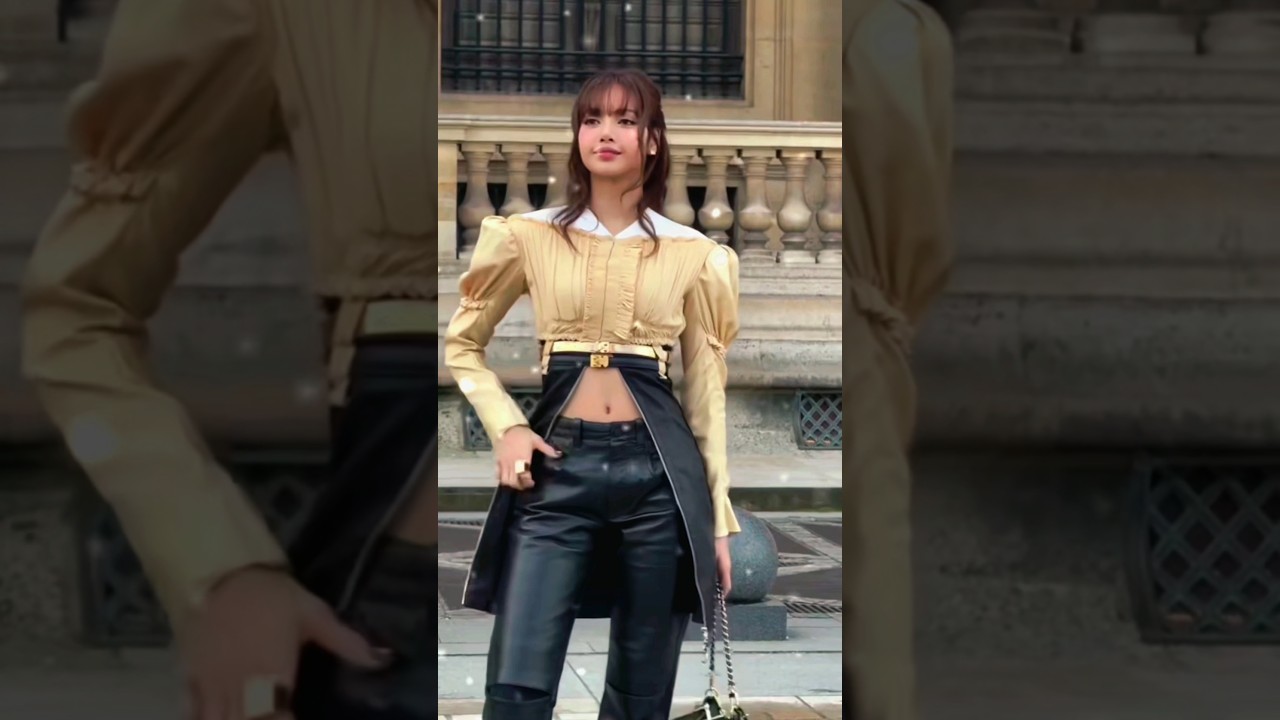 Lisa attended Louis Vuitton fashion show fw26 in paris looked  stunning #lisa #louisvuitton #fashion