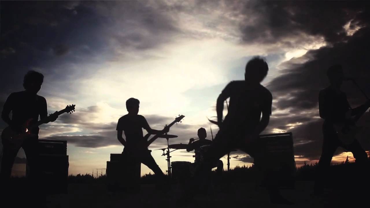Symphony Of Silence - Derita Dan Amarah (Official Video)