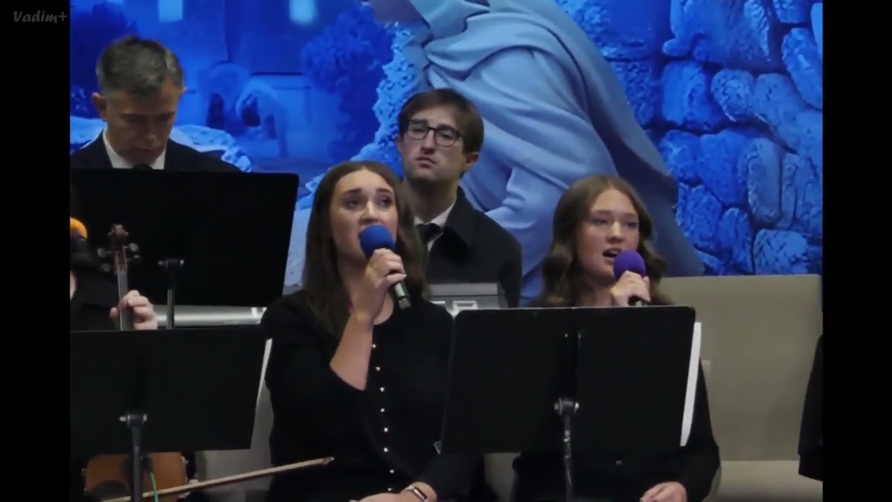 Тихо мерехтять на небі зорі🌟народилось Боже Дитя. Різдвяна пісня, сімʼя Назарук