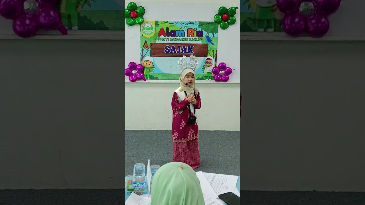 PEMENANG SAJAK NO. TIGA. SAJAK PASTIKU SAYANG 40 TAHUN DI MALAYSIA