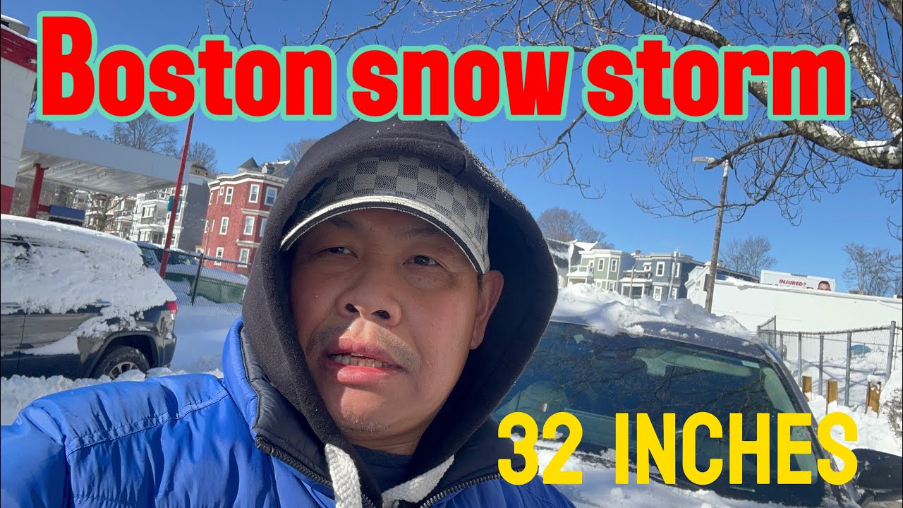 Bao tuyet khung khiep o Boston hon 32 inches sau Tran Bao phai dao lay xe ra