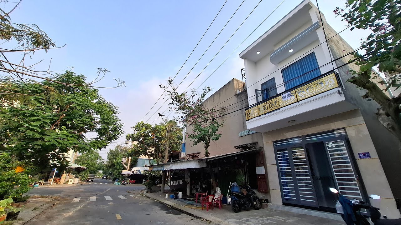 Khu dân cư Xuyên Á ngay chân Cầu Lớn Hóc Môn, Nhà 2 mặt tiền. Giá Rẻ Nhất Khu !!!