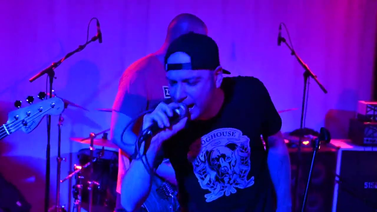Citizen X - Doghouse  21.04.2023
