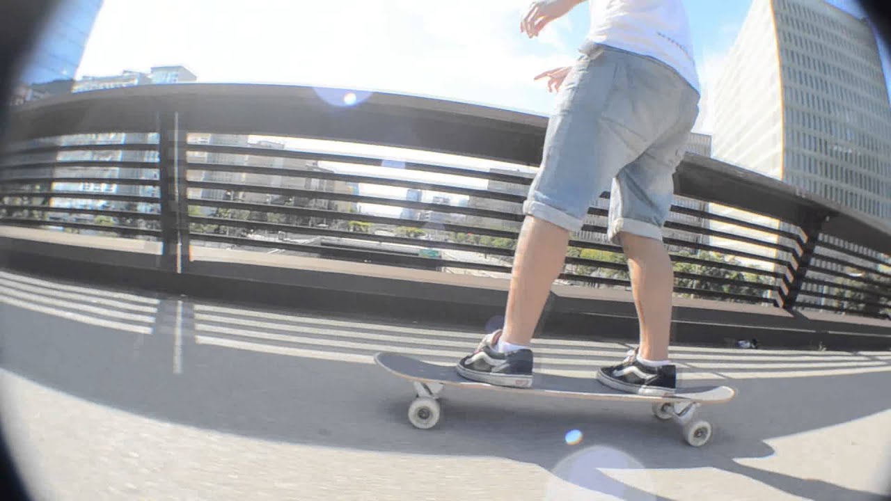 Dani Ramoneda testando la nueva tabla longboard BeXtreme Freedom BCN