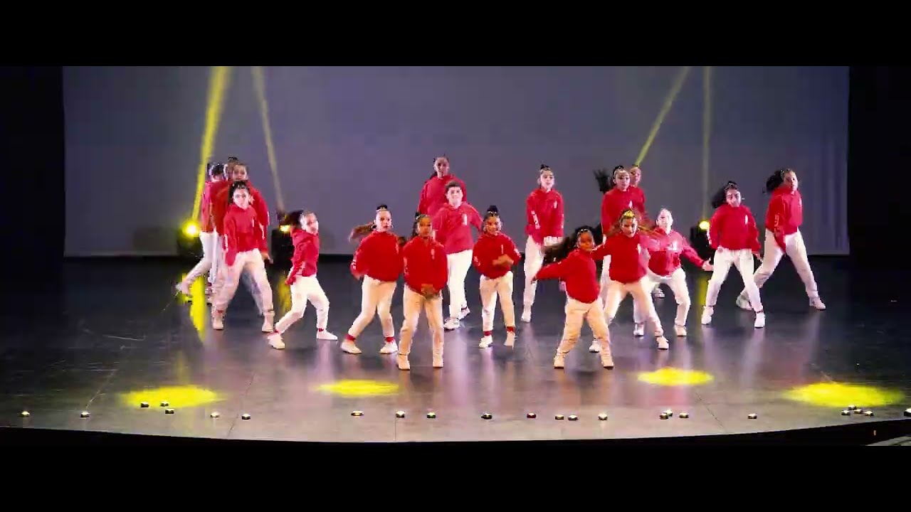 Gala Urban Style Crew 2024