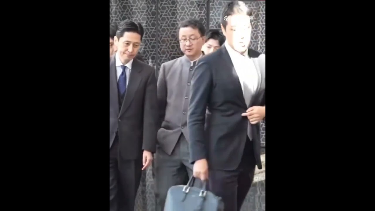 Japanese senior diplomat captured leaving Chinese Foreign Ministry