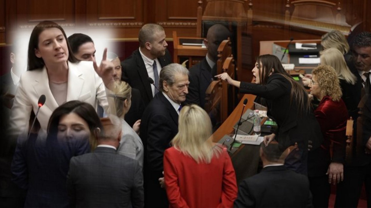 Zegjine Caushi dhe Sara Mila i sulen Sali Berishes: Për prapanicen tende ti...