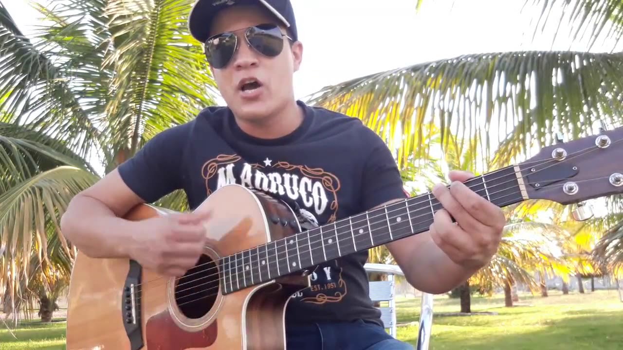 Thiago Lins - Coração está em Pedaços / Na hora de amar (Zezé  e Luciano / Cleiton e Camargo)