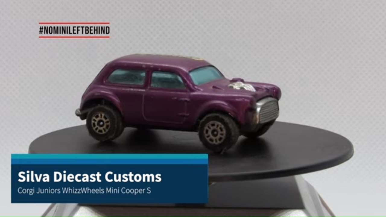 Corgi Juniors Mini Cooper S Restoration - WhizzWheels