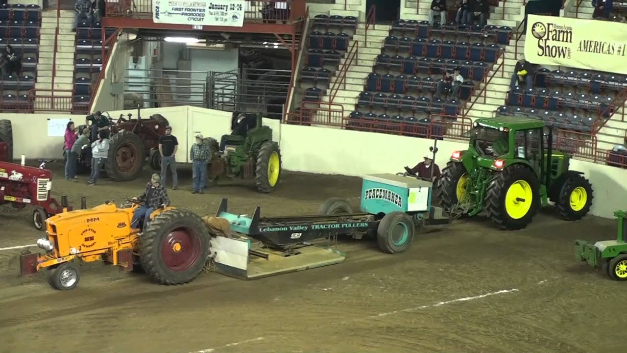 Large Antique Tractor Pull at PA Farm Show 2012 1 of 4