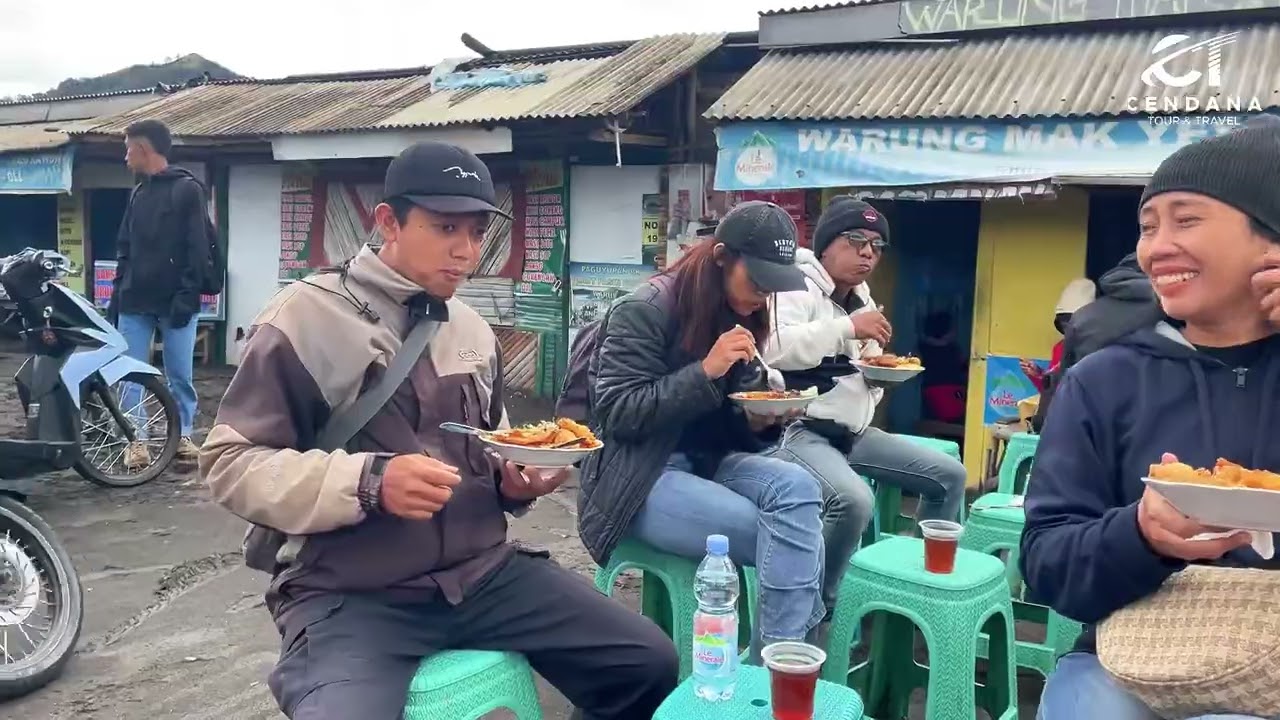 DOLAN BARENG PAPI BOY GOES TO BROMO