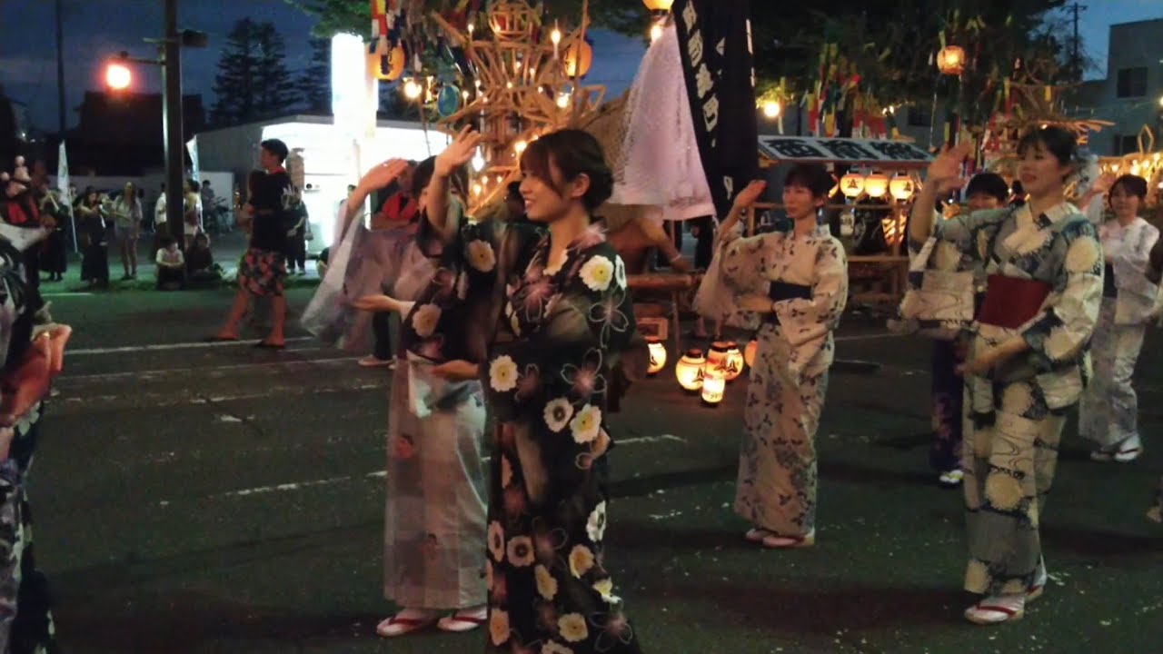 2024・8月15日・秋田県横手市・盆踊り・送り盆・サイサイ囃子・横手の送り盆「市民盆踊り・屋形船鑑賞会」・北都銀行・横手北中学校