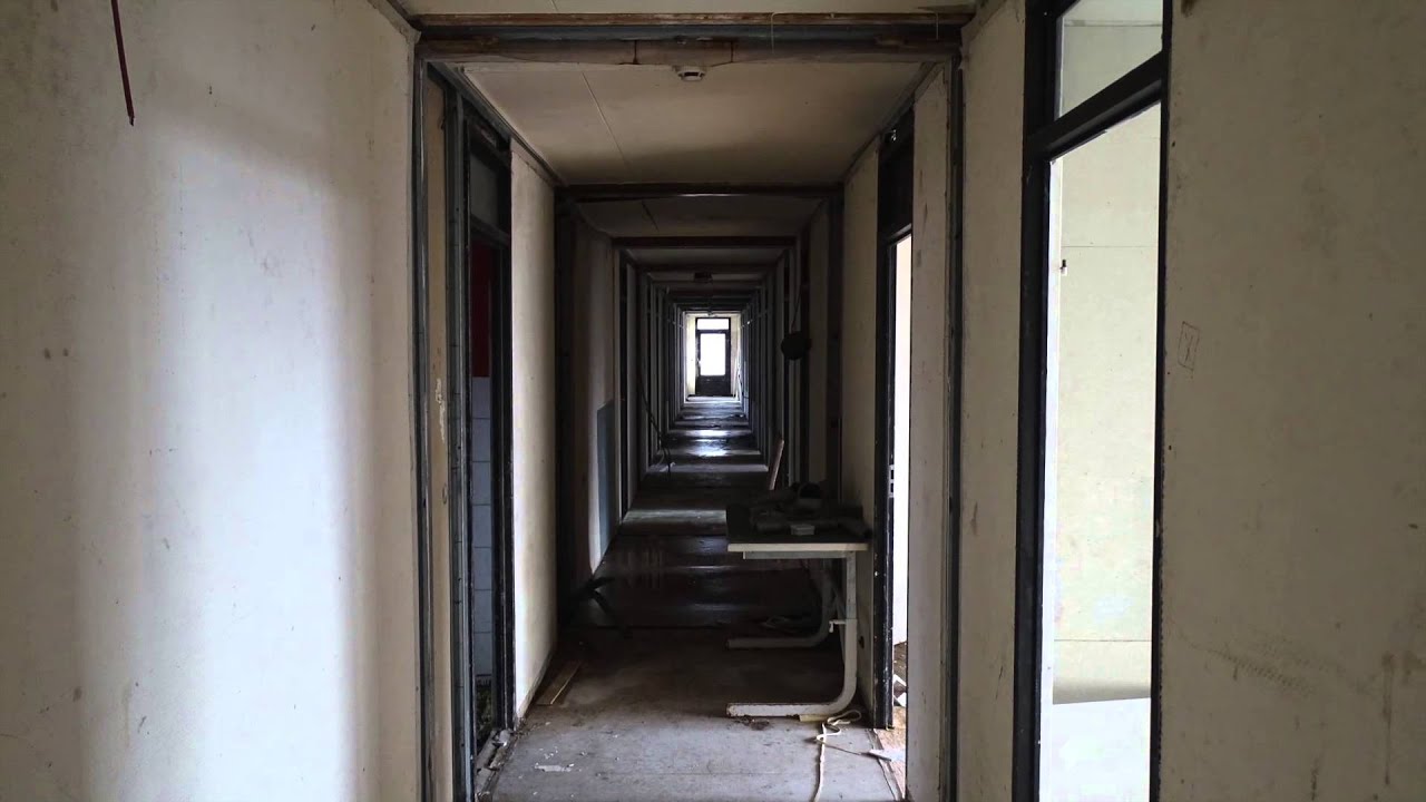 Verlassenes Containerdorf am Jade Weser Port