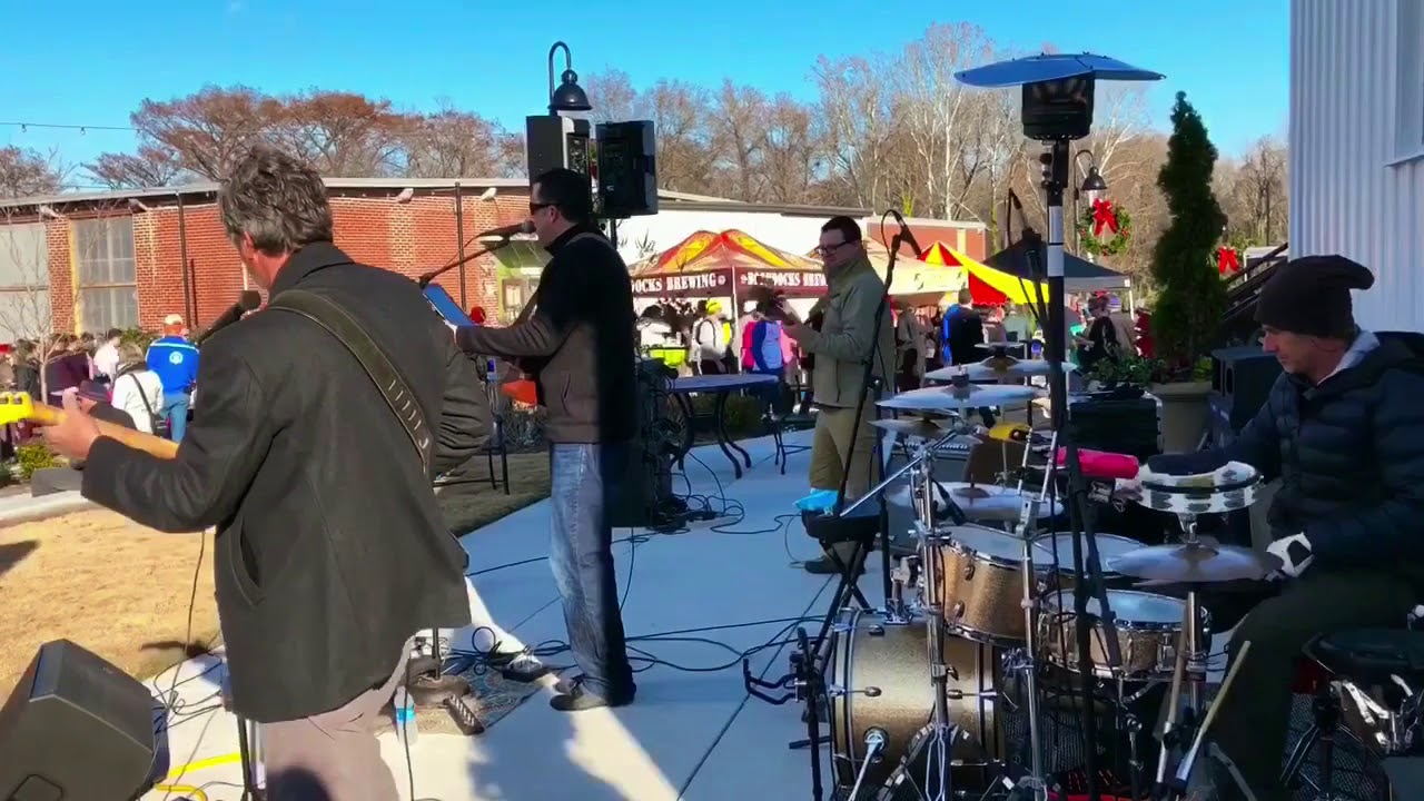 Matty Begs live @ Mill Chill After Race Party December 10, 2017