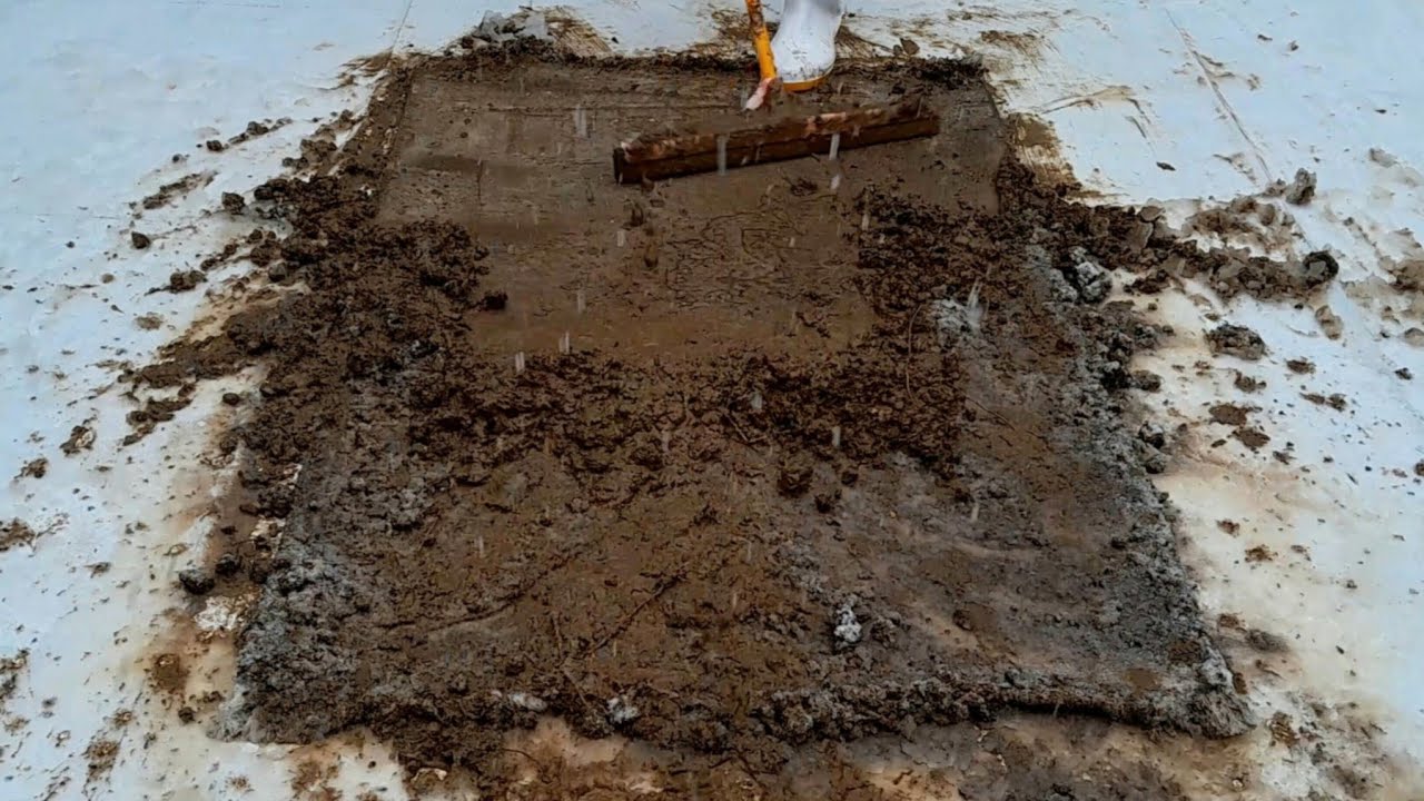Hard but enjoyable cleaning - washing a mud carpet in cold and snowy weather - satisfying video