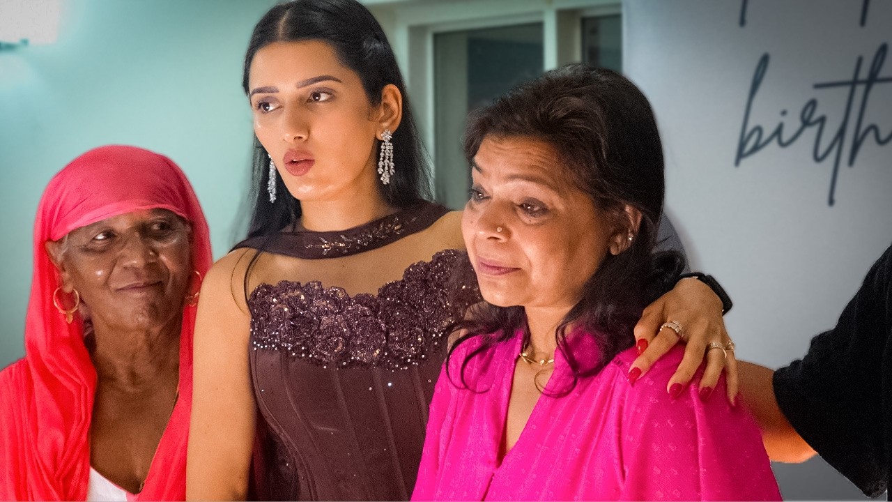 Neetu ka Birthday Surprise Dekh Bohot Royi Bhammu