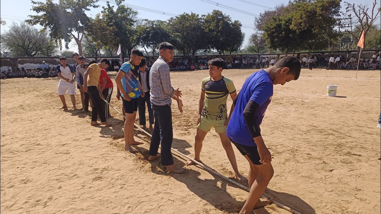 बच्चों के बीच रस्साकशी (Tug of War) प्रतियोगिता #school #sports #meet #live #video