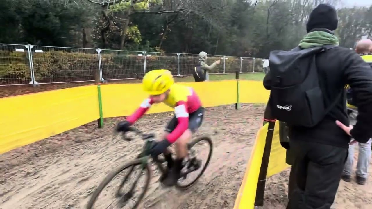 Matti 1e op BK Cyclocross in Maldegem 🤩🎉😍