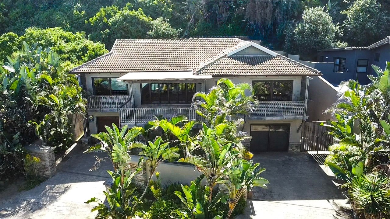 Beachfront living, property for sale in Umdloti, KZN.