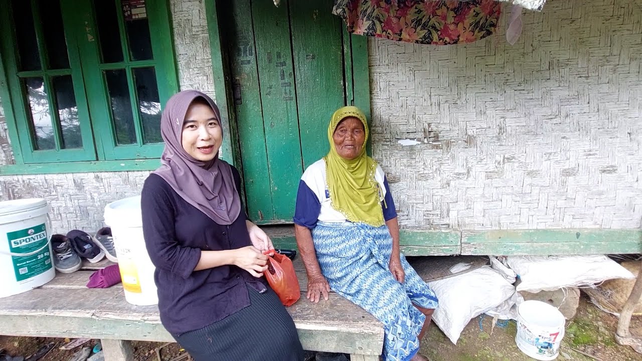 Gadis Desa Cantik dan Ramah