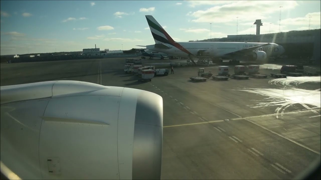 TUI Dreamliner Boeing 787 takeoff from Arlanda