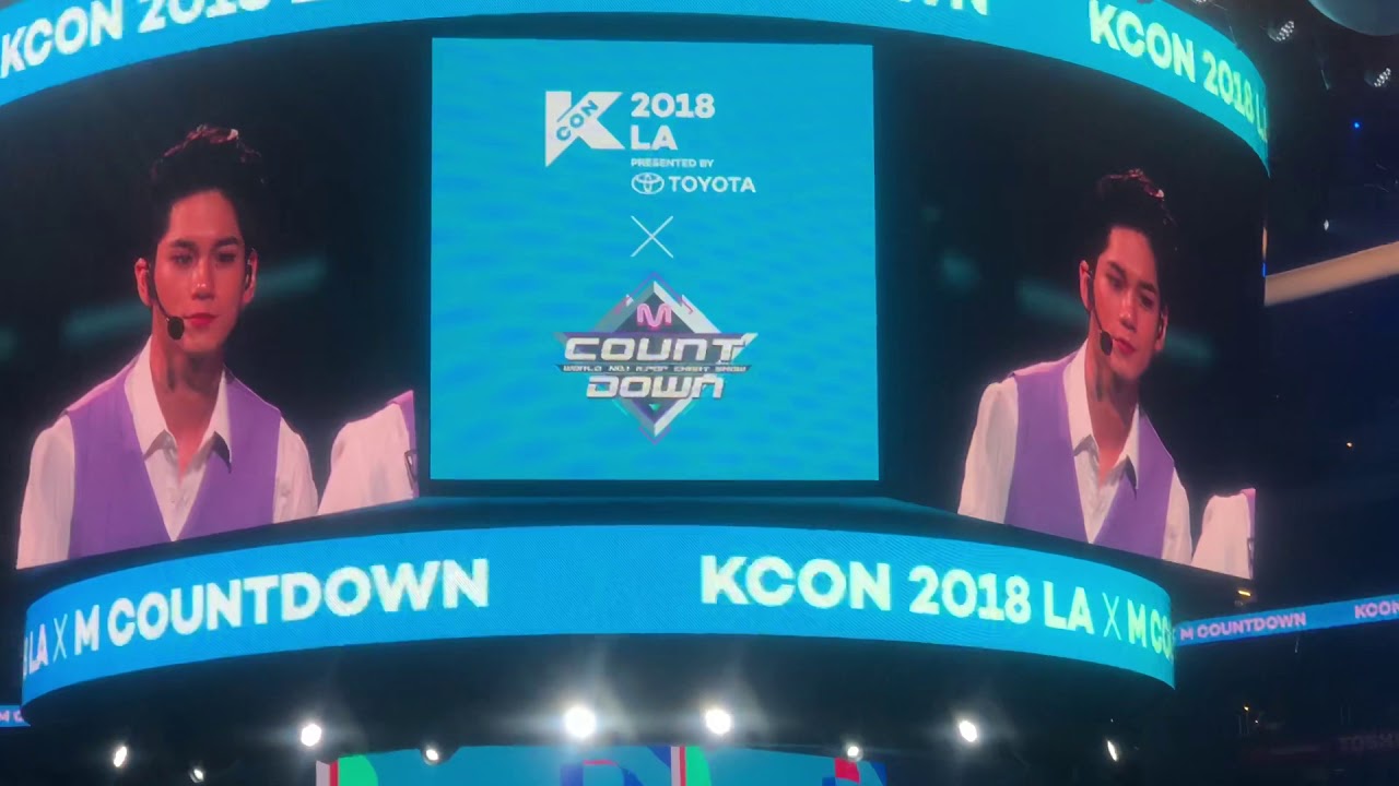 Fan Cam KCON LA Wannaone