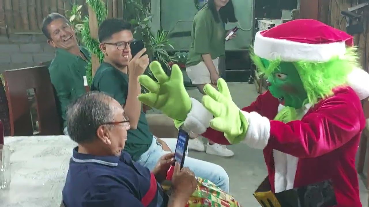 el grinch ataca de nuevo