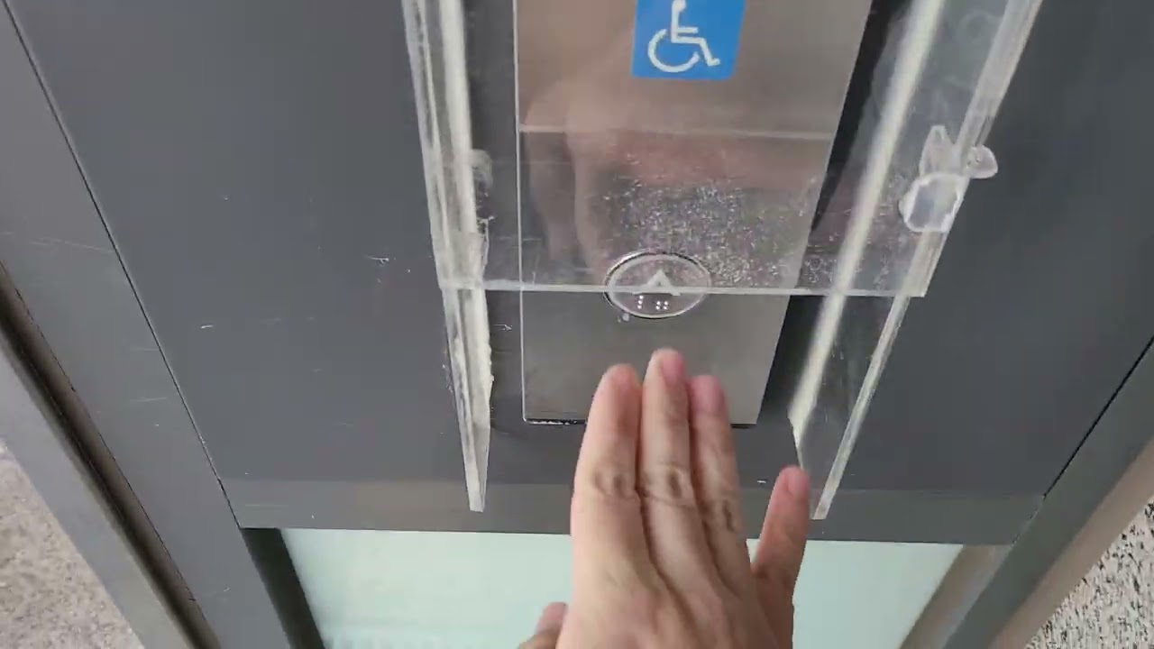 부산광역시 기장군 일광읍 해빛2로 21(삼성리 773) 부산e편한세상일광 109동셔틀용 현대엘리베이터(주)(HYUNDAI ELEVATOR) 탑사기 영상.